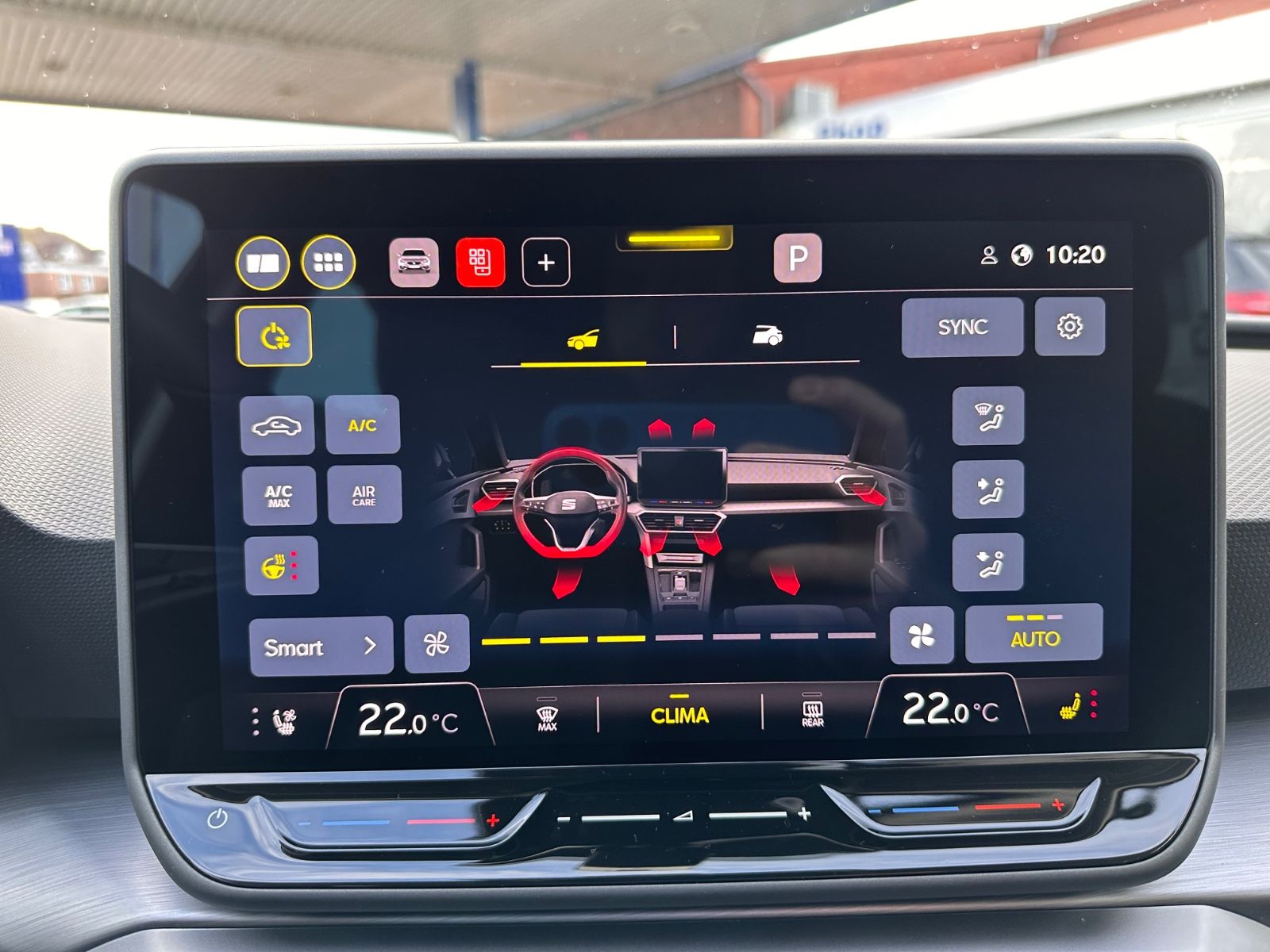 Fahrzeugabbildung SEAT Leon ST 1.5 eTSI FR DSG LED/GRA/SHZ/Kamera/APP