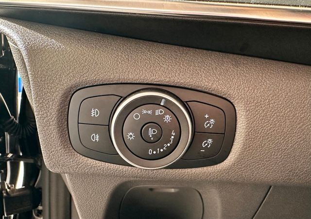 Ford Tourneo Custom L1 Titanium X 185PS Navi RFK AHK