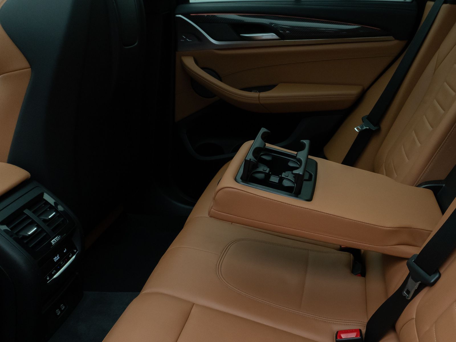 Fahrzeugabbildung BMW X3 M40d Panorama 360°HUD DAB H/K AHK Komfort 21"