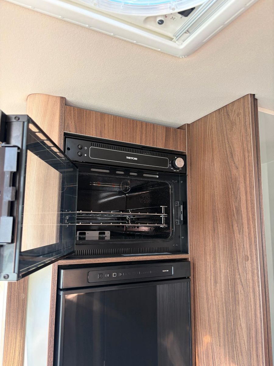 Fahrzeugabbildung Eura Mobil Integra Line 726 EF GT