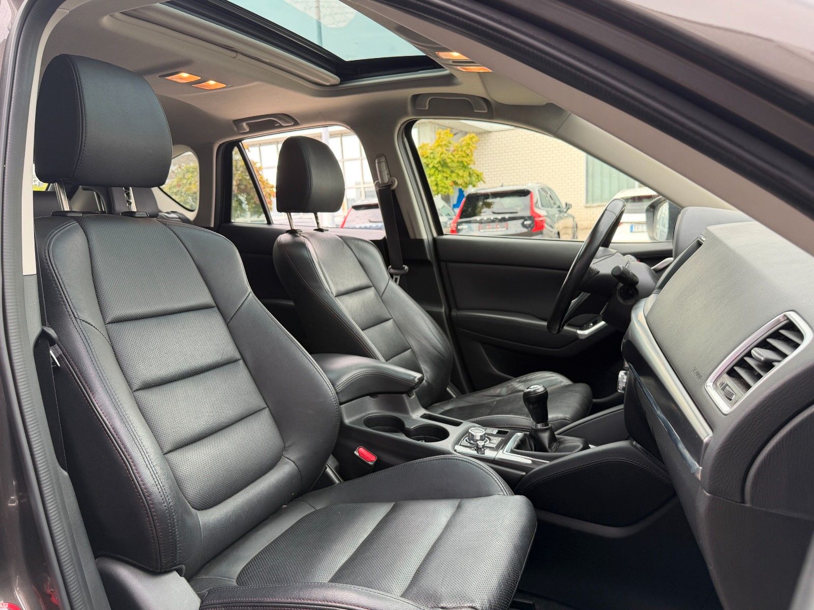 Fahrzeugabbildung Mazda CX-5 2.2 SKYACTIV-D Sports-Line *Nav*Memory*RFK*