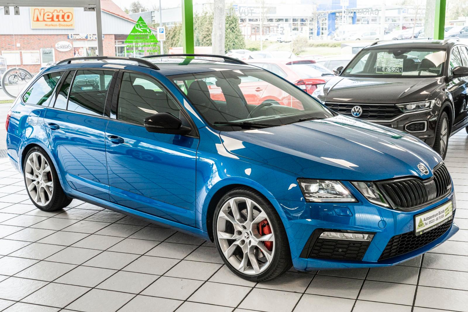 Skoda Octavia Combi RS 230 PS AUTOMATIK NAVI DAB LED