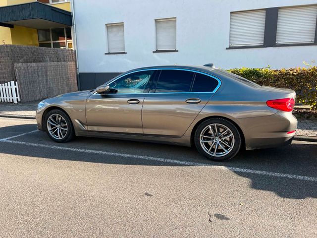 BMW BMW 520 G30 LuxuryLine
