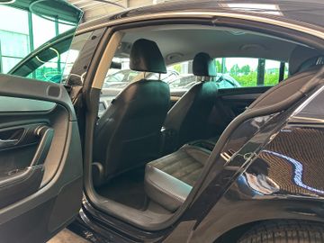 Volkswagen Passat *Sport-Paket*Tempo*Navi*PDC*BI-XENON*