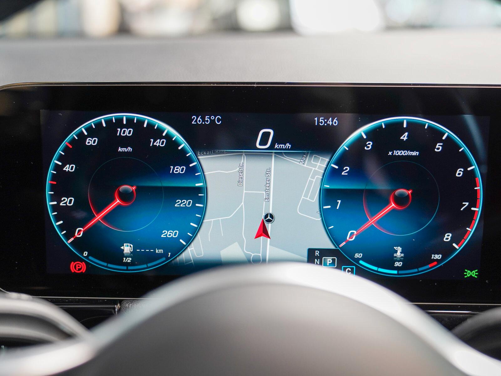 Mercedes-Benz GLA 4M Progressive MULTIBEAM AHK Standheizun, миниатюра 16