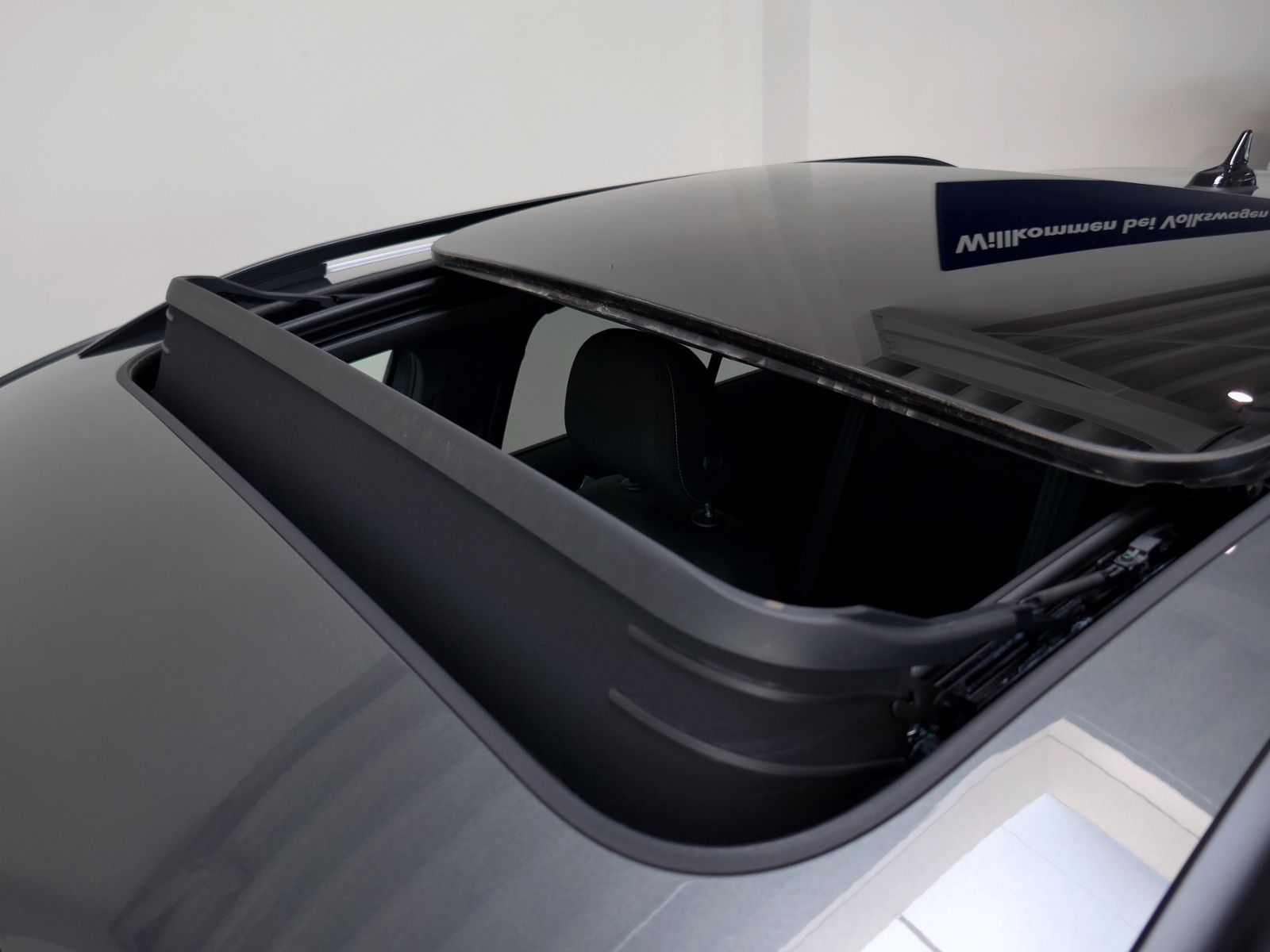 Fahrzeugabbildung Volkswagen T-Roc Style 1.5 TSI DSG | LED RFK ACC