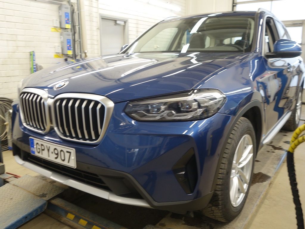 Image of BMW X3