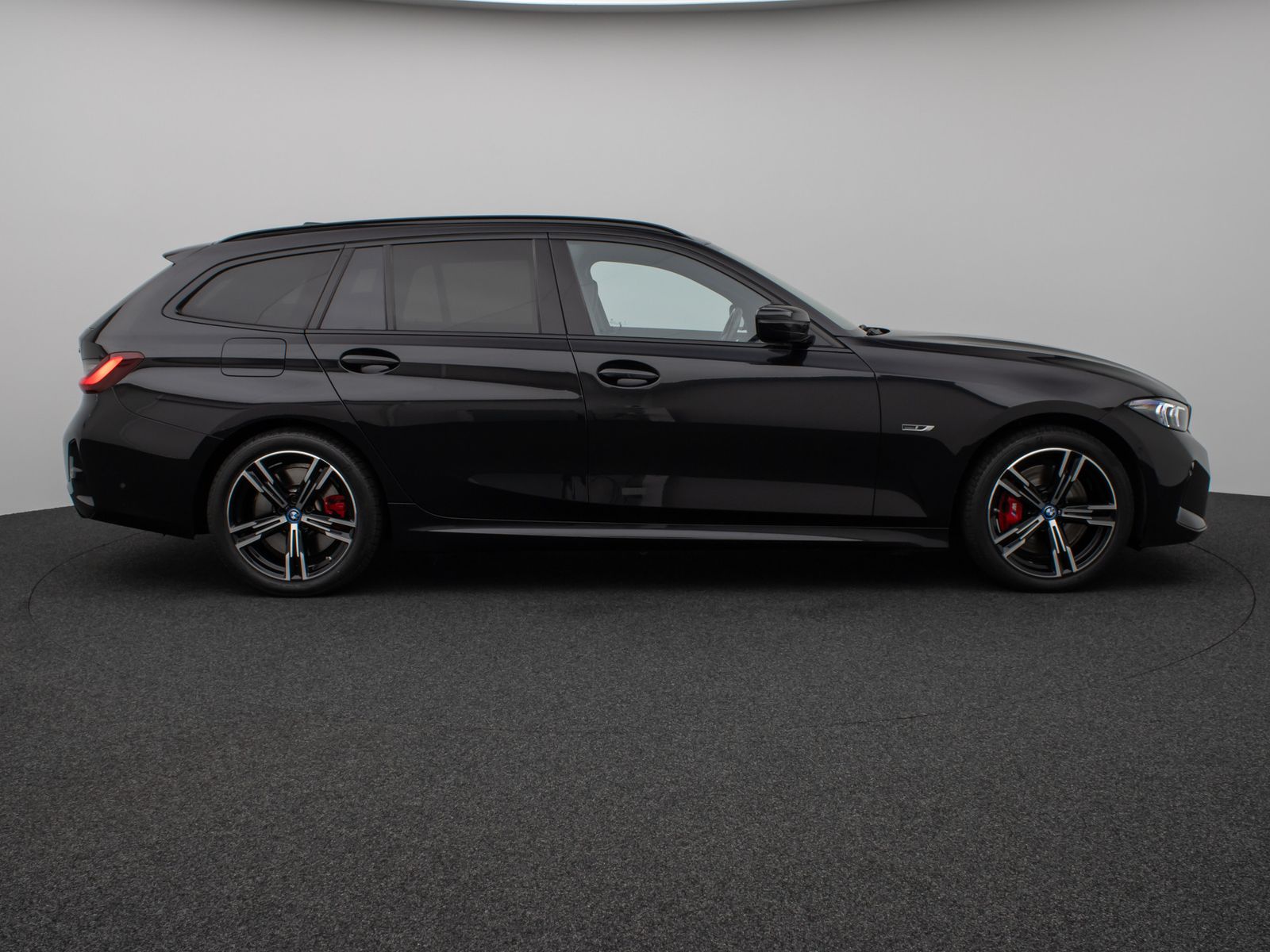 Fahrzeugabbildung BMW 330e M Sport Pro Kamera DAB CockPitPro Komfort