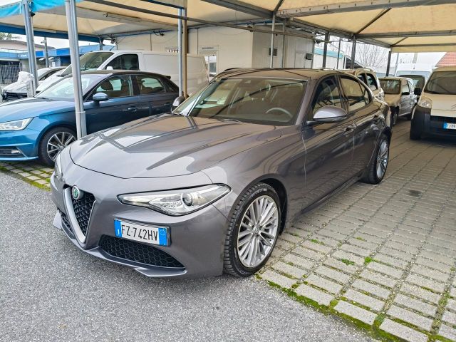 Alfa Romeo Giulia 2.2 Turbodiesel 160 CV AT8 Bus