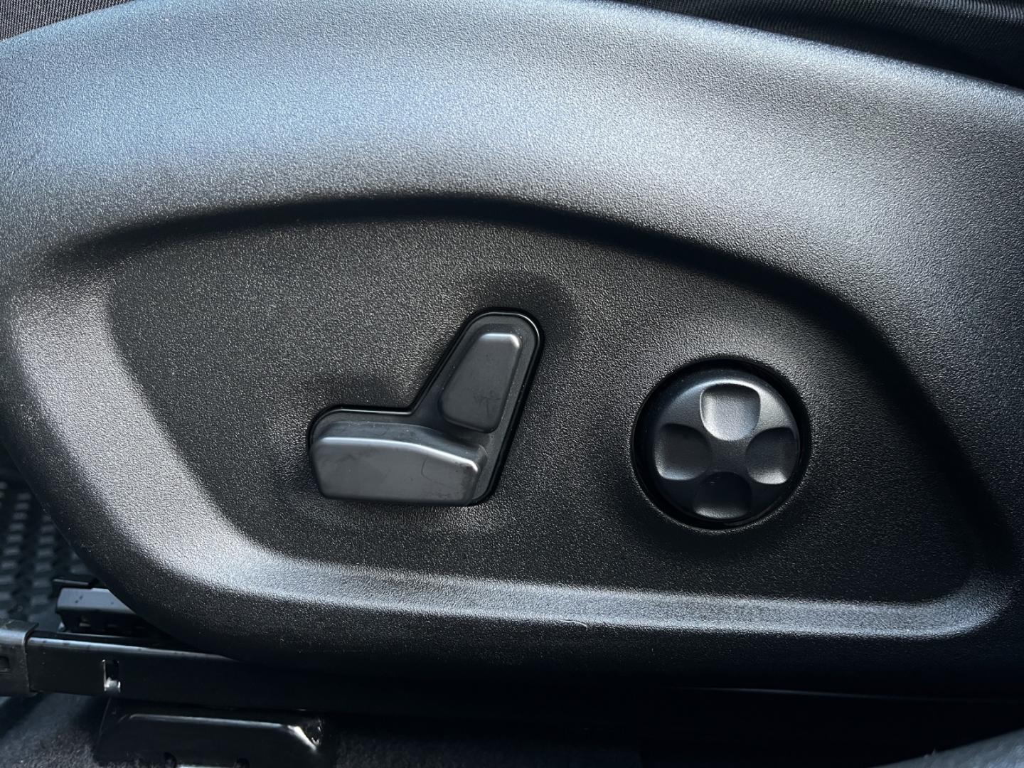 Jeep Compass Summit 360KAM+ACC+KLIMASITZE+LEDER+NAVI+