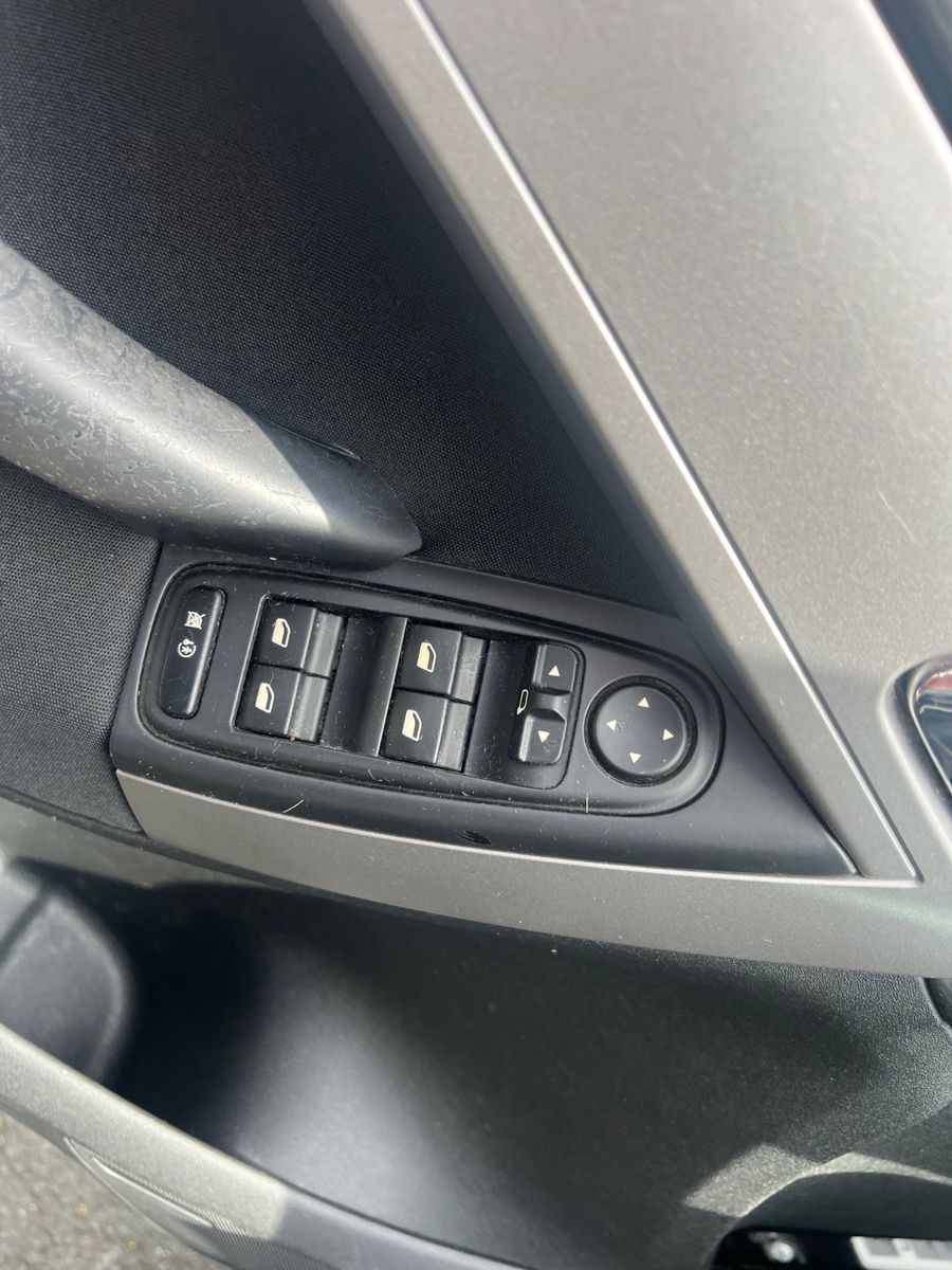 Fahrzeugabbildung Citroën C4 Picasso Tendance