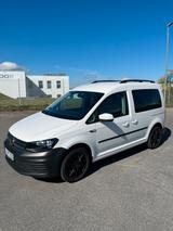 Volkswagen Caddy 1,4TSI 125 PS *Scheckheft*Garagenfahrzeug - VW Caddy von privat