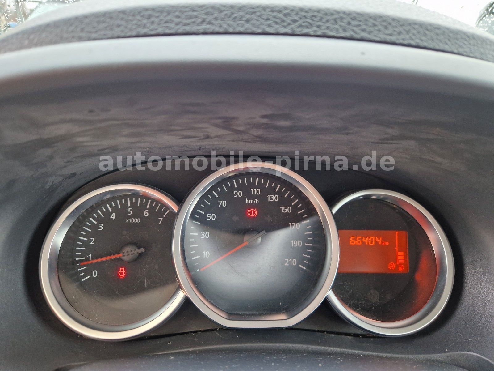 Lodgy Stepway 1.6 SCe 7-SITZE, 1.HD+NAVI/SHZ/PDC