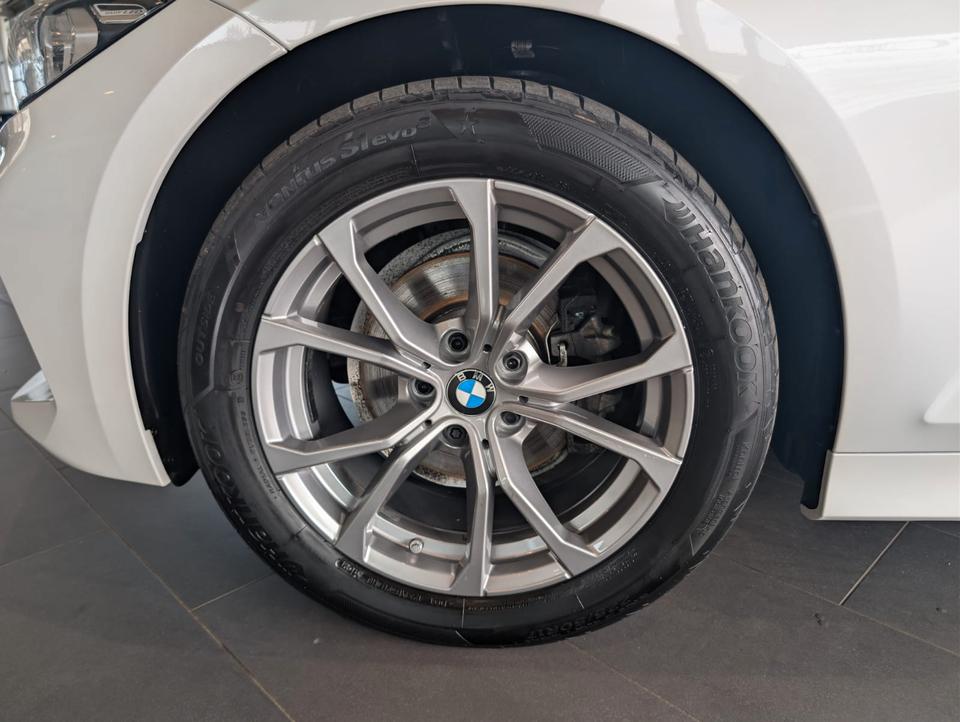 BMW 318d Touring Auto Panorama Klimaaut. Sportsitze