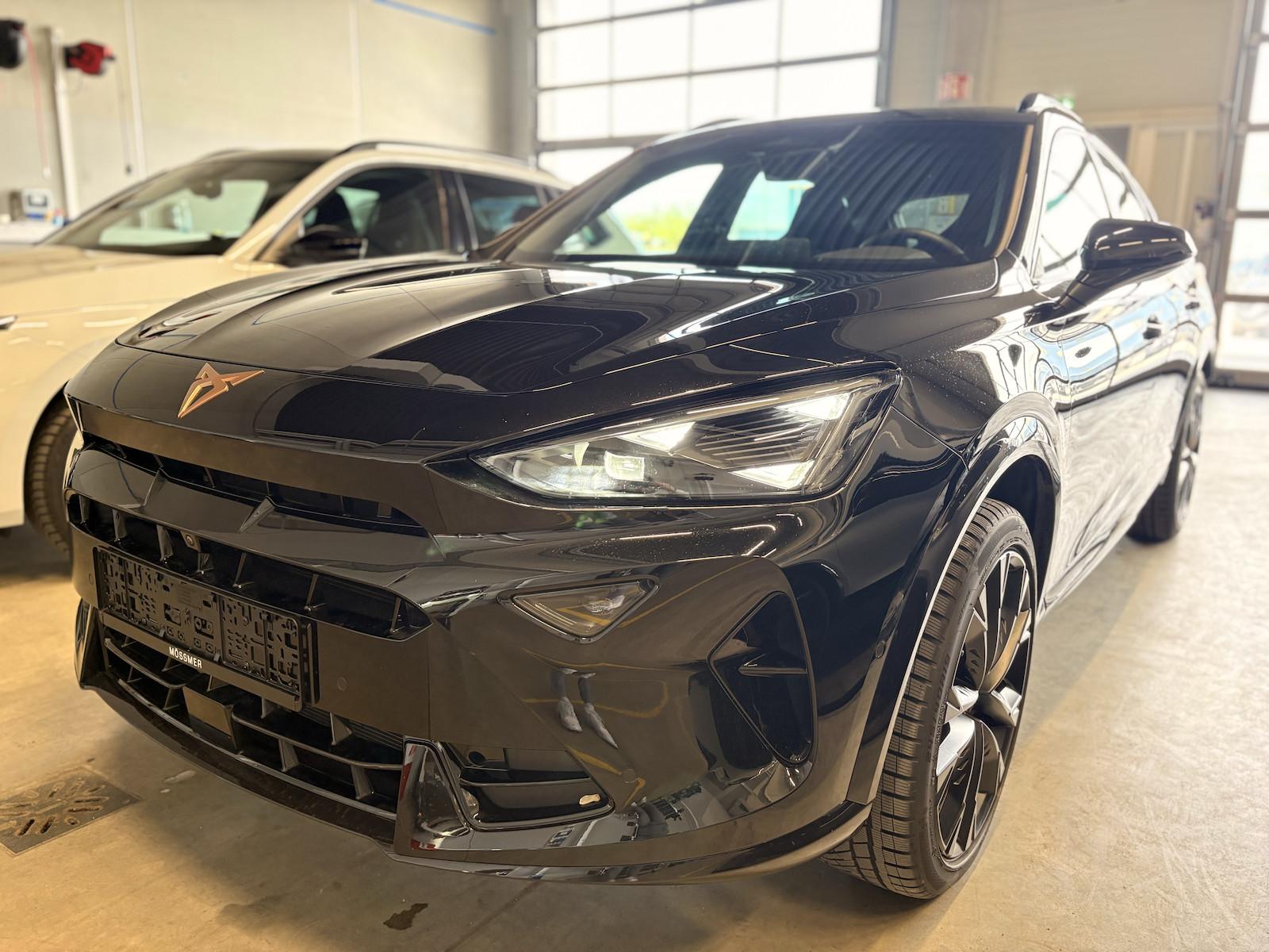 Cupra Formentor 2.0TSI DSG 19´´ Pano AHK Int.Drive XL