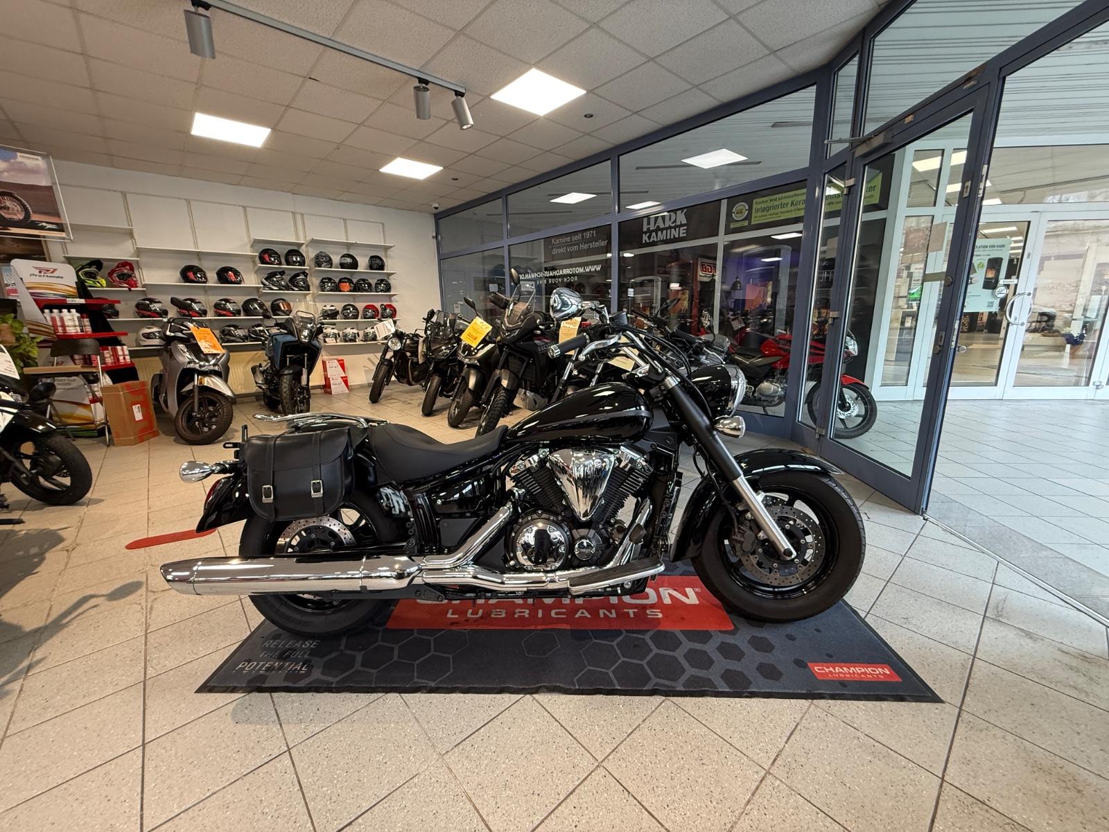 Yamaha XVS 1300 A