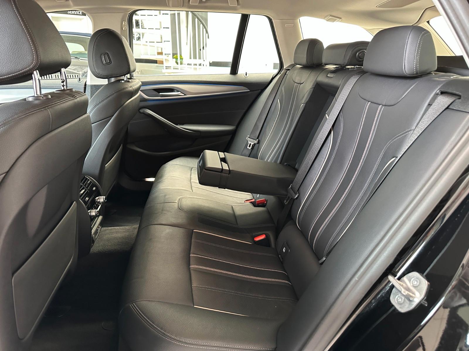 BMW 530e Touring Aut Luxury Line Navi*Leder*LED*1.Hd