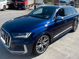 Audi SQ7 TDI Perfekter Pflegezustand - blaue Audi SQ7