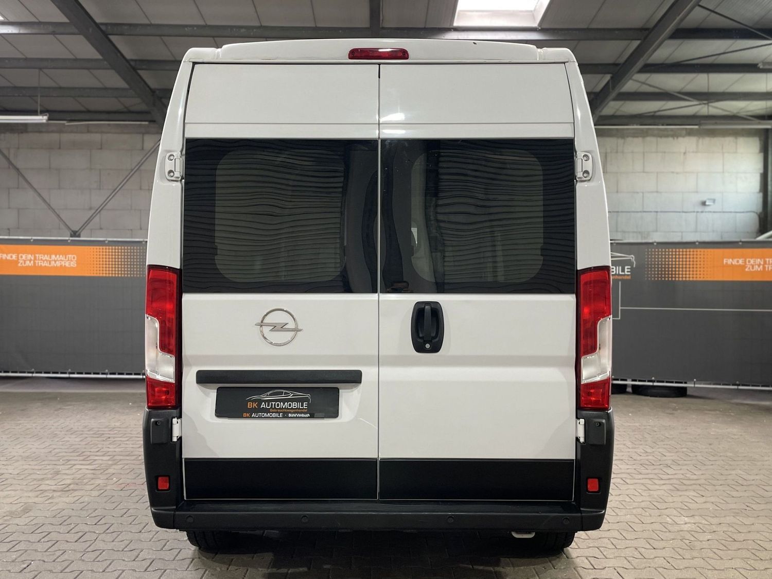 Fahrzeugabbildung Opel Movano HKa L2H2 3,5t Edition #Tempomat#Klima#DAB