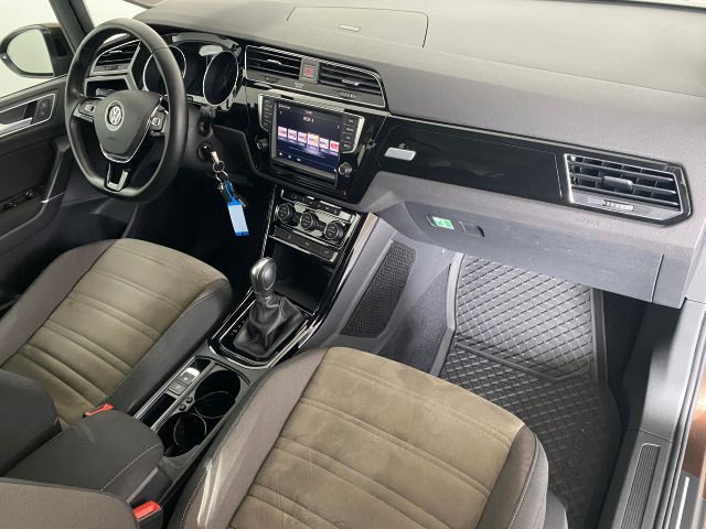 Touran Highline 1.4 TSI DSG NAVI+LED+SHZ+KAMERA
