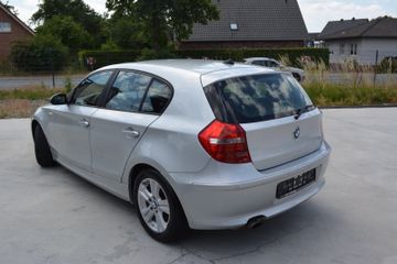 BMW 118 - 6