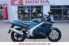 Honda VFR 750 F  RC 36     2 . Hand  Top Zustand