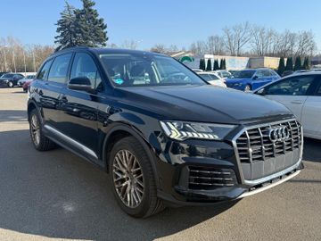Audi Q7 - 3