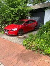 Volvo Roter V40 T3 - Lückenlos scheckheftgepflegt  - Volvo V40 in Hannover