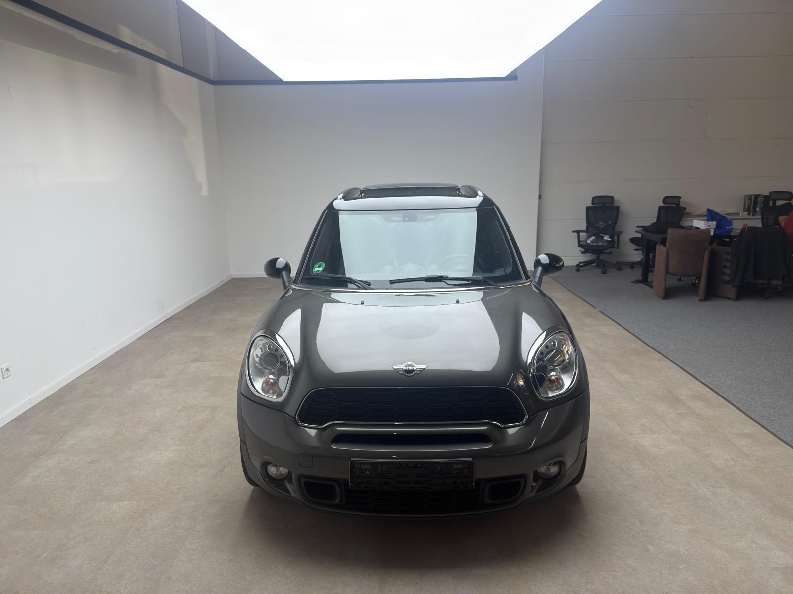 MINI Countryman S (Cooper)