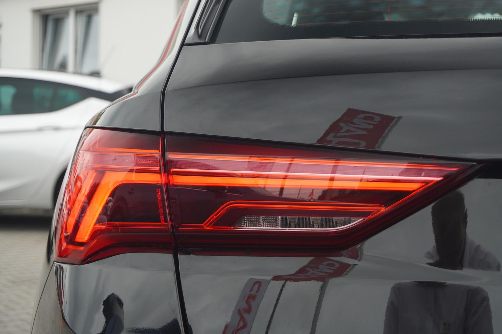 Audi Q3 40 2.0 TFSI quattro basis Panorama AHK LED