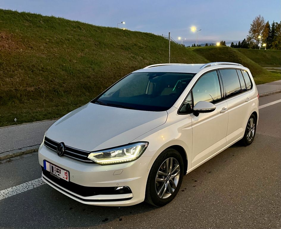 Image of Volkswagen Touran