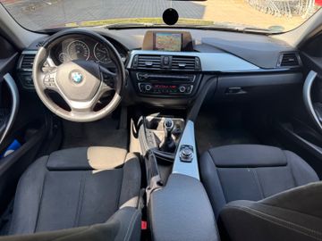 BMW 318 - 11