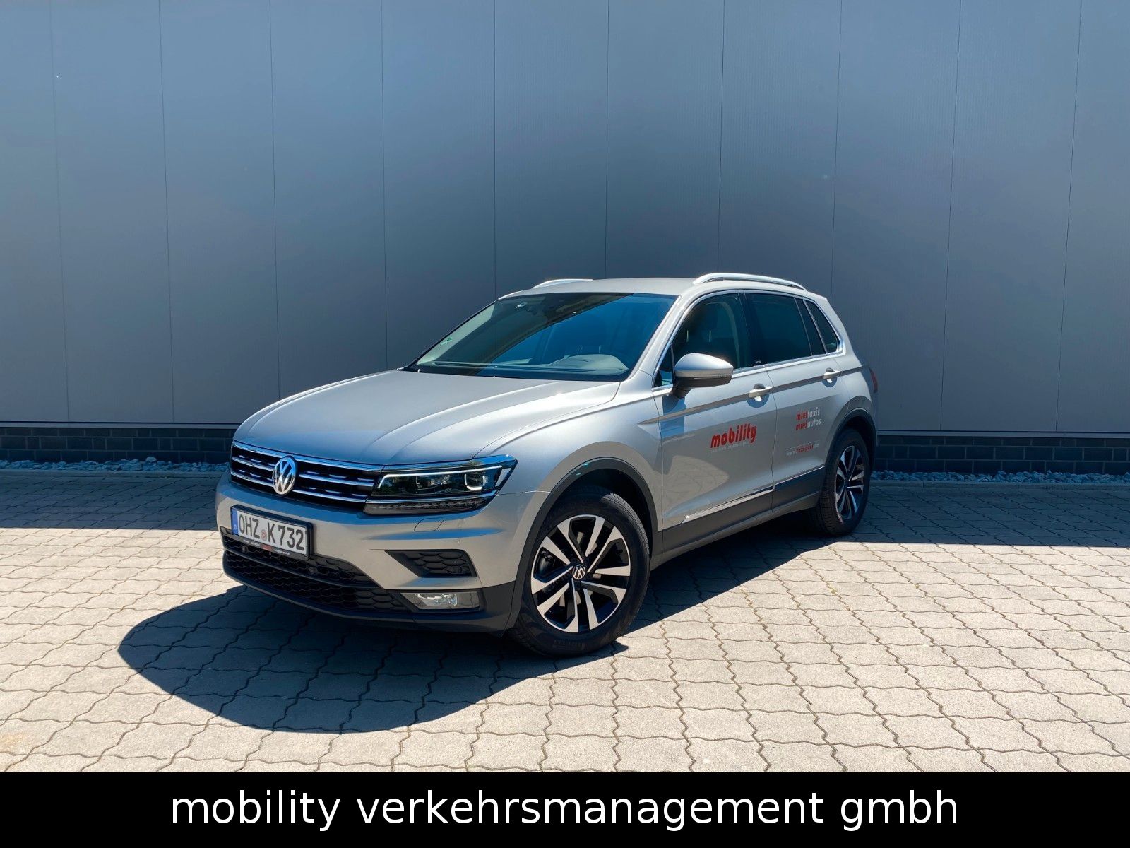 Volkswagen Tiguan Comfortline FAHRSCHULE Navi PDC AHK