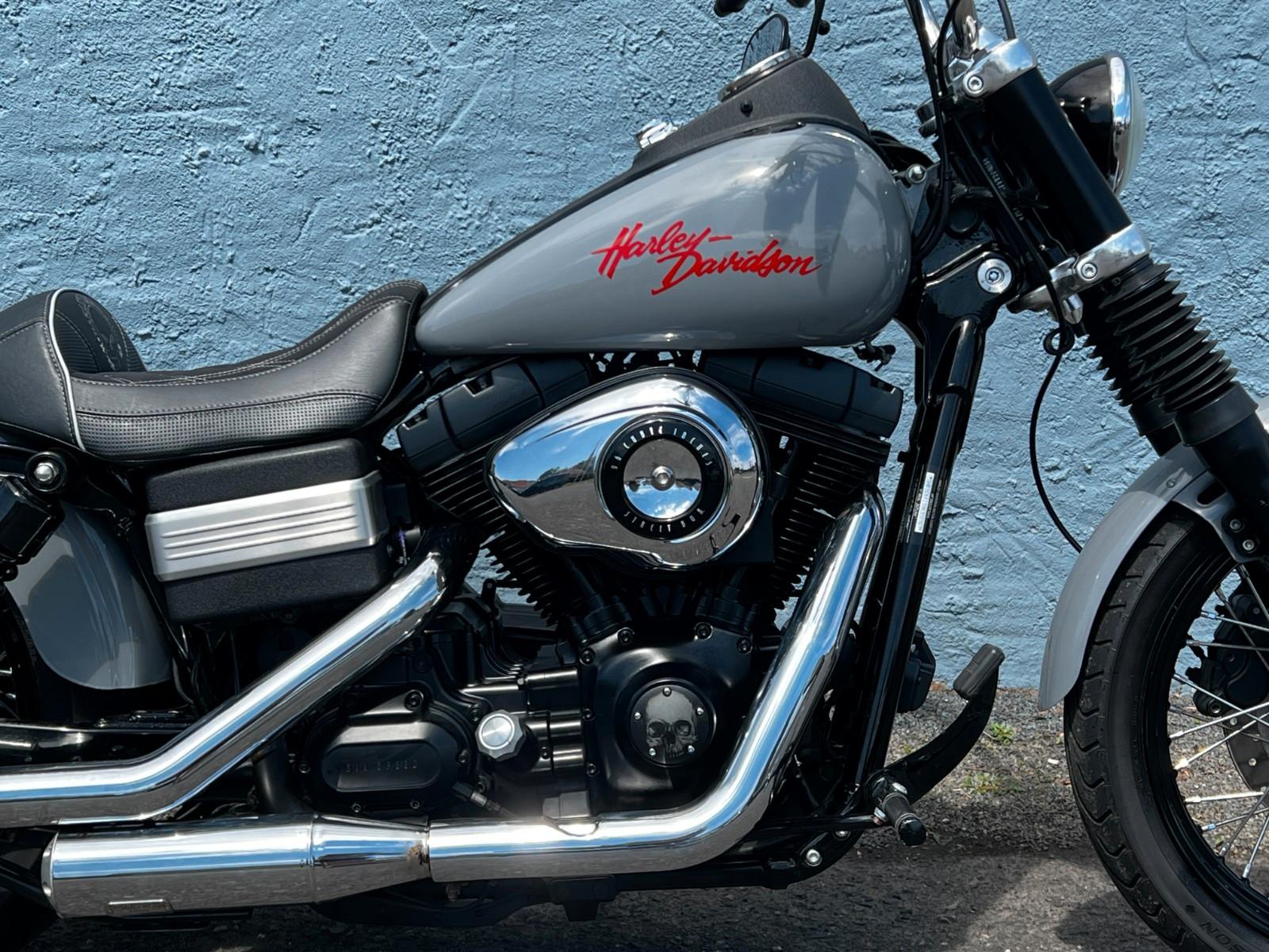 Harley-Davidson FXDB STREET BOB 5HD1*KLAPPENAUSPUFF*