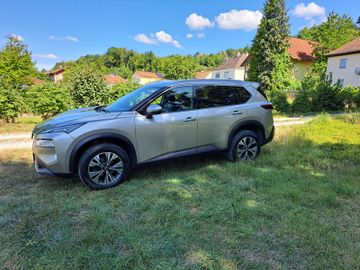 Nissan X-Trail - 2