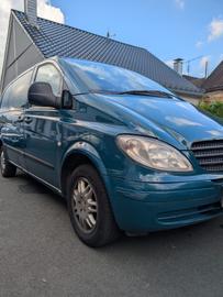 صورة 4 لـ 2004 Mercedes-BENZ VIANO