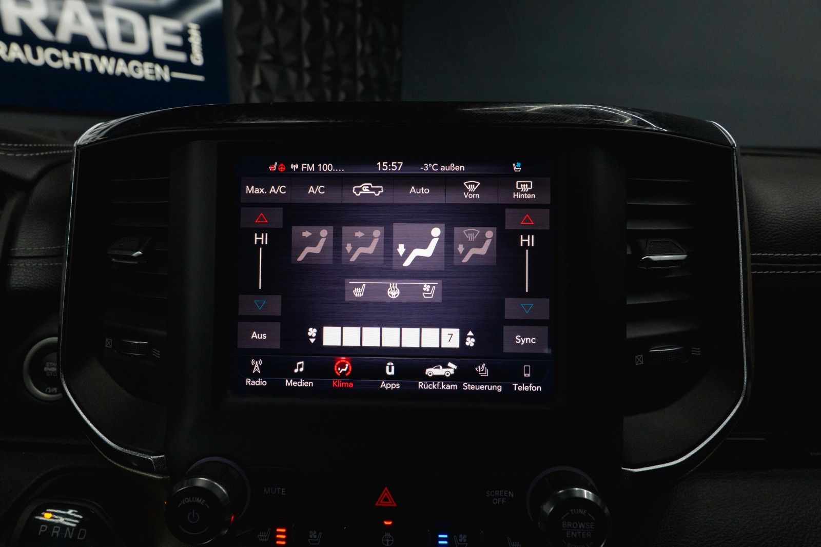 Fahrzeugabbildung Dodge RAM 5.7 V8 HEMI 4x4 LARAMIE Offroad AxleLock 19%