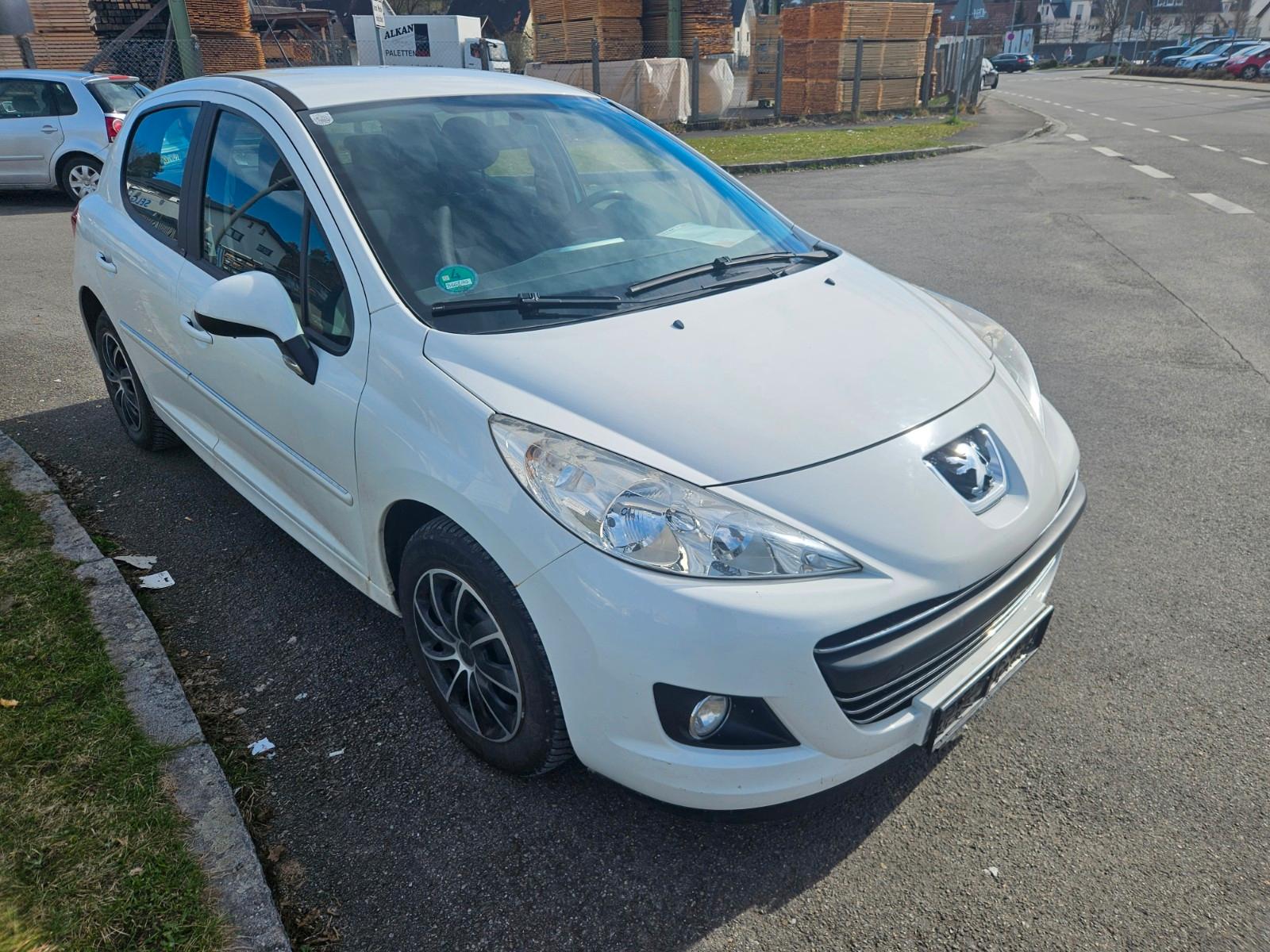 Peugeot 207 +1;6 HDi  90+KLIMA+EURO4