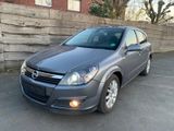 Opel Astra 1.7 CDTi Elegance Limo Xenon Klima PDC - Opel Astra aus 2005: Cd
