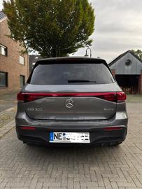 صورة 4 لـ 2023 Mercedes-BENZ EQB