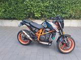 KTM Duke 690 R - KTM DUKE 690 R