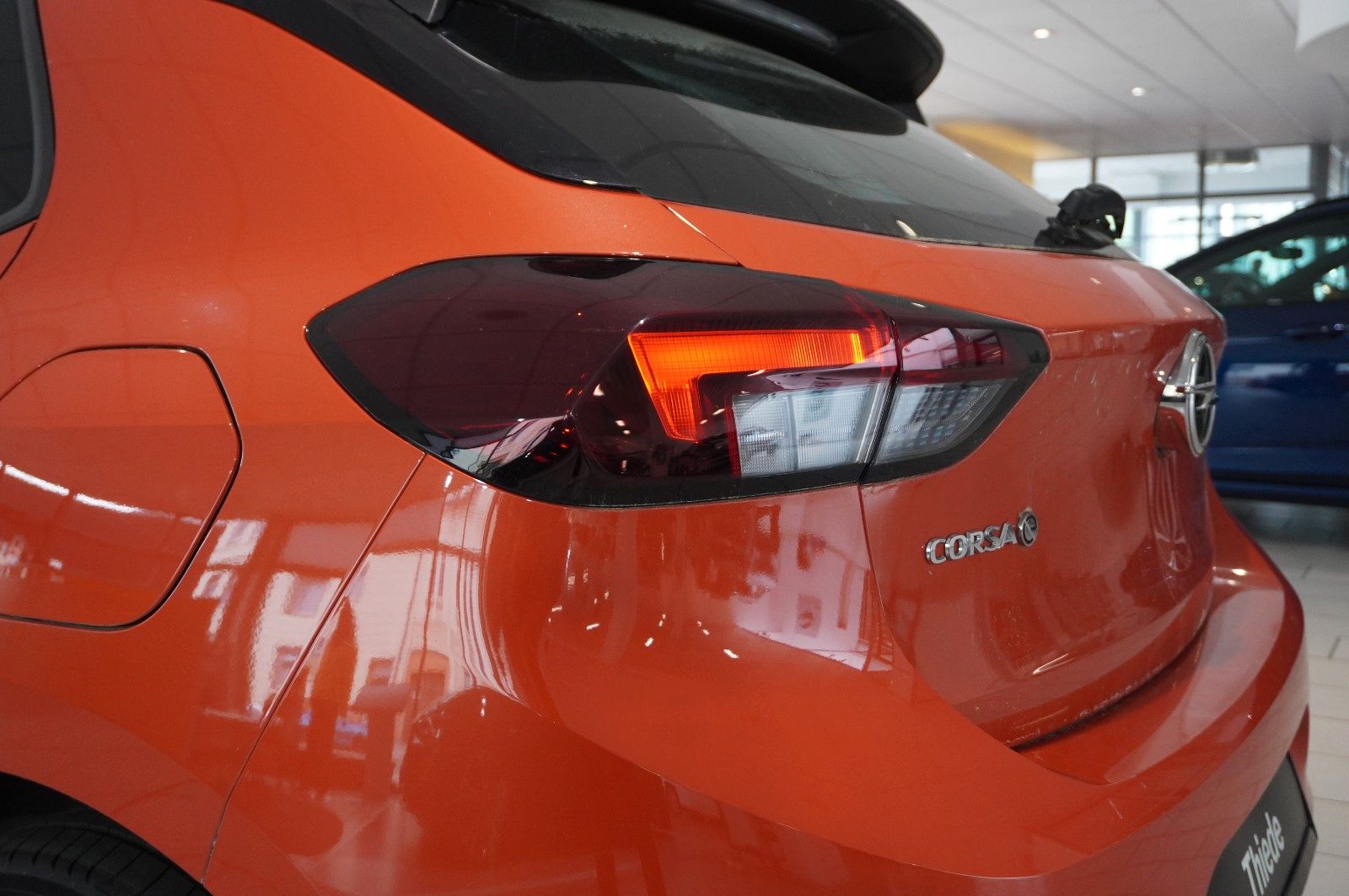 Fahrzeugabbildung Opel Corsa-e F EDITION 7KW NAVI/VIRT/TEMP/DAB/WÄRMEP.