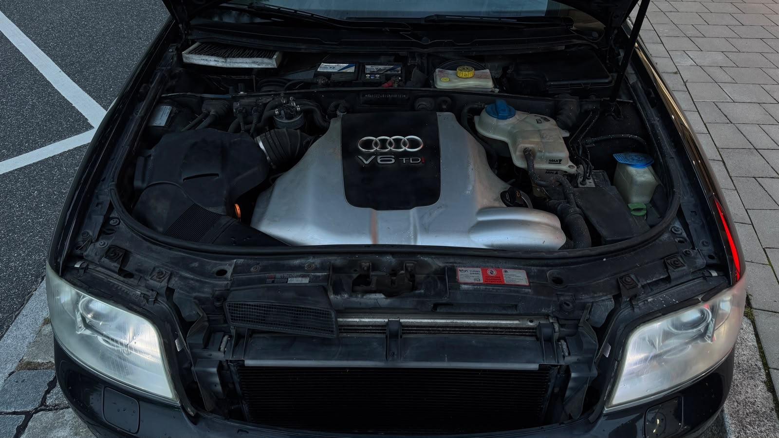 Audi Quattro 2004 — photo 9