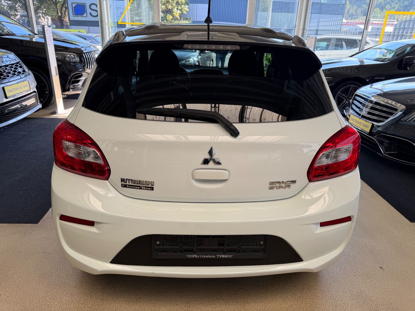 Fahrzeugabbildung Mitsubishi Space Star Diamant Edition+