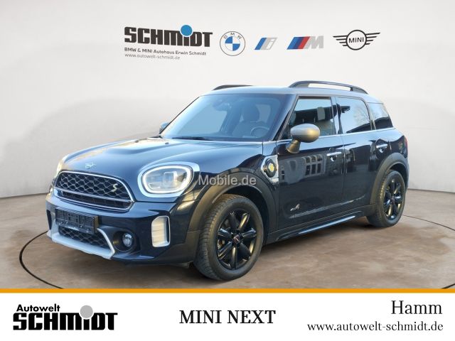 MINI Cooper SE ALL4 Countryman Classic Trim / MN Next