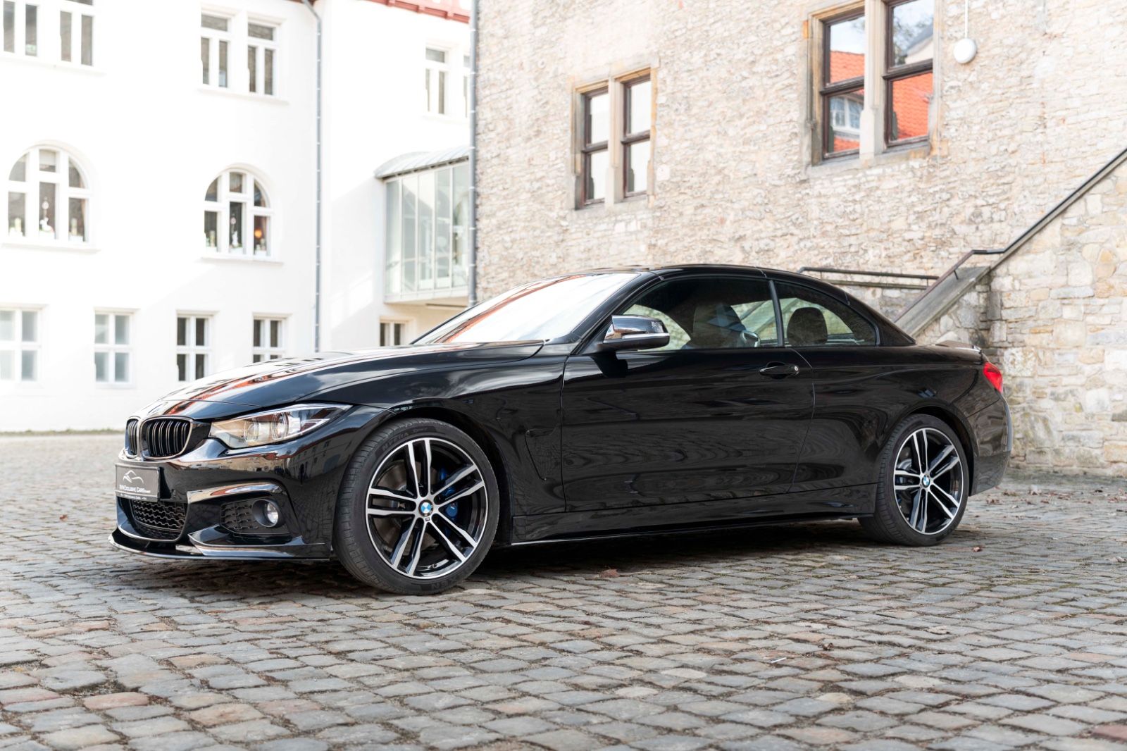 Fahrzeugabbildung BMW 435I Cabrio M-PERFORMANCE H&K KAM NAV ALC CARBON