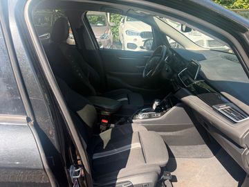 BMW 218 - 5