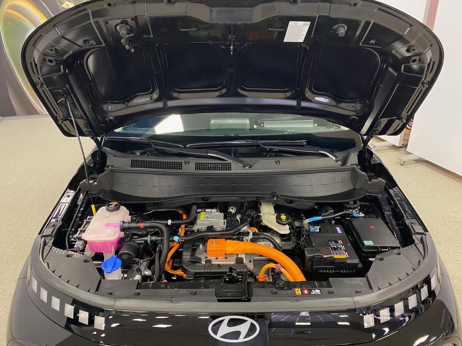 Fahrzeugabbildung Hyundai INSTER Elektro 85 kW APP+KLIMA+ACC+KAMERA+17"Alu