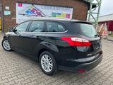 Ford Focus Turnier Titanium*Xenon* Navi*Scheckheft* - Ford Focus Gebrauchtwagen in Köln