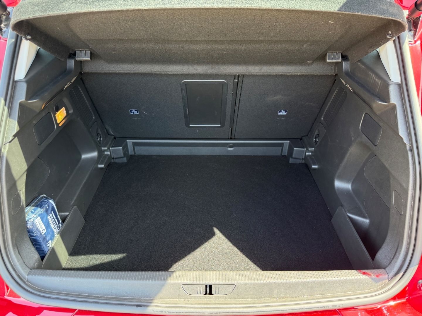 Fahrzeugabbildung Opel Grandland Ultimate 1,2T Navi+Leder+Sitzbelüftung
